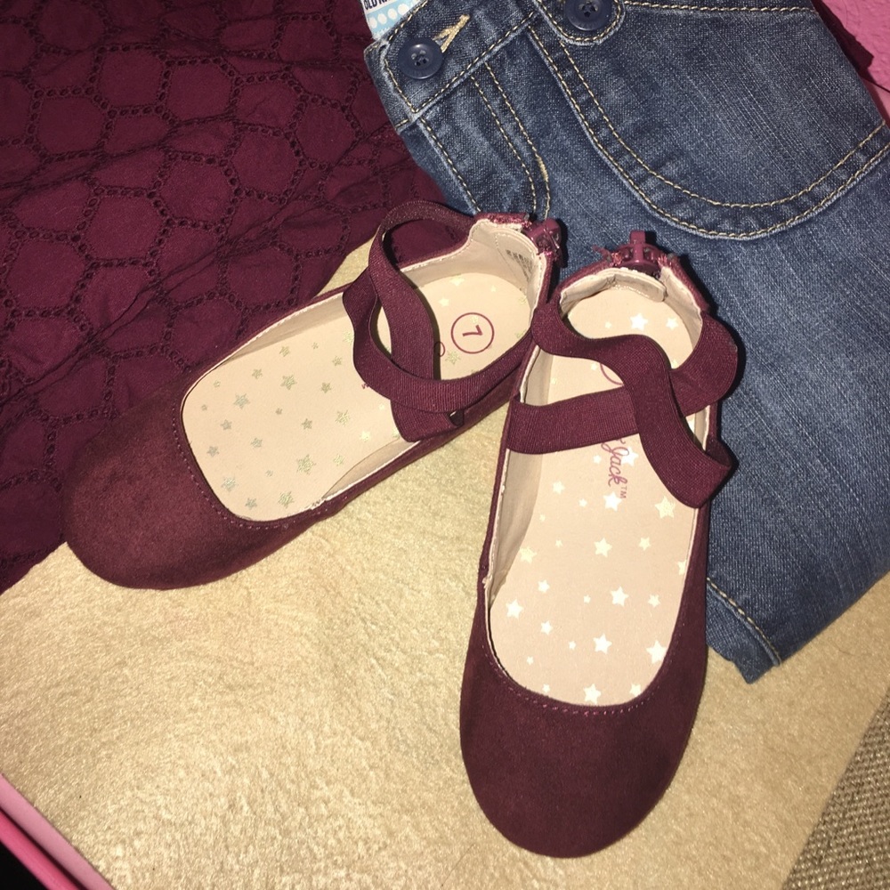 Toddler burgundy ballet flats